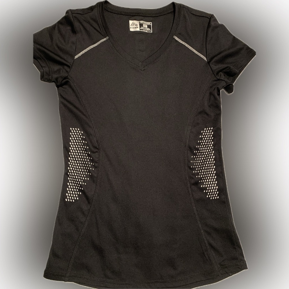Women’s RBX X-Dri Performance tshirt